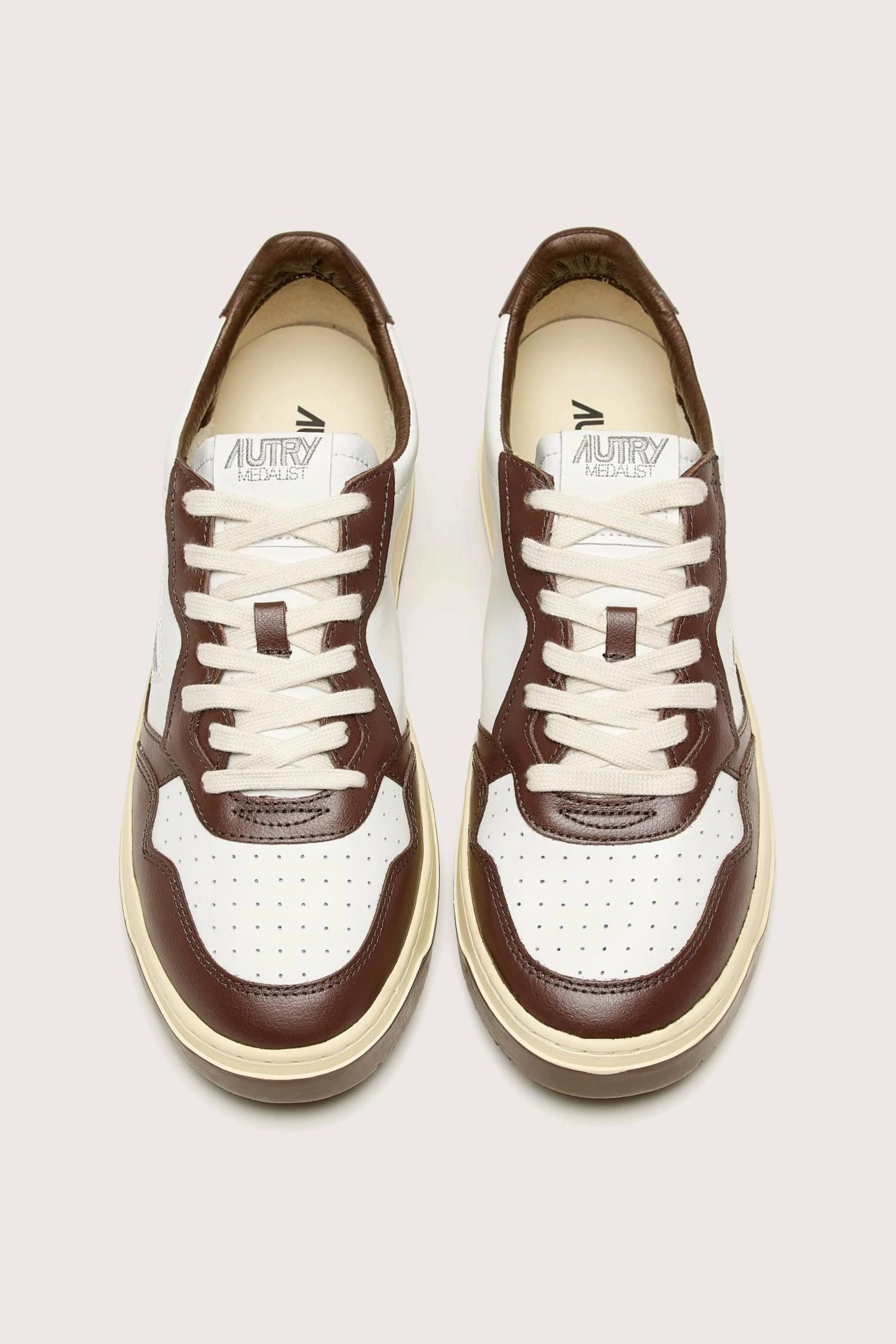 Medalist Bicolor Low Voor Mannen-Autry Shop