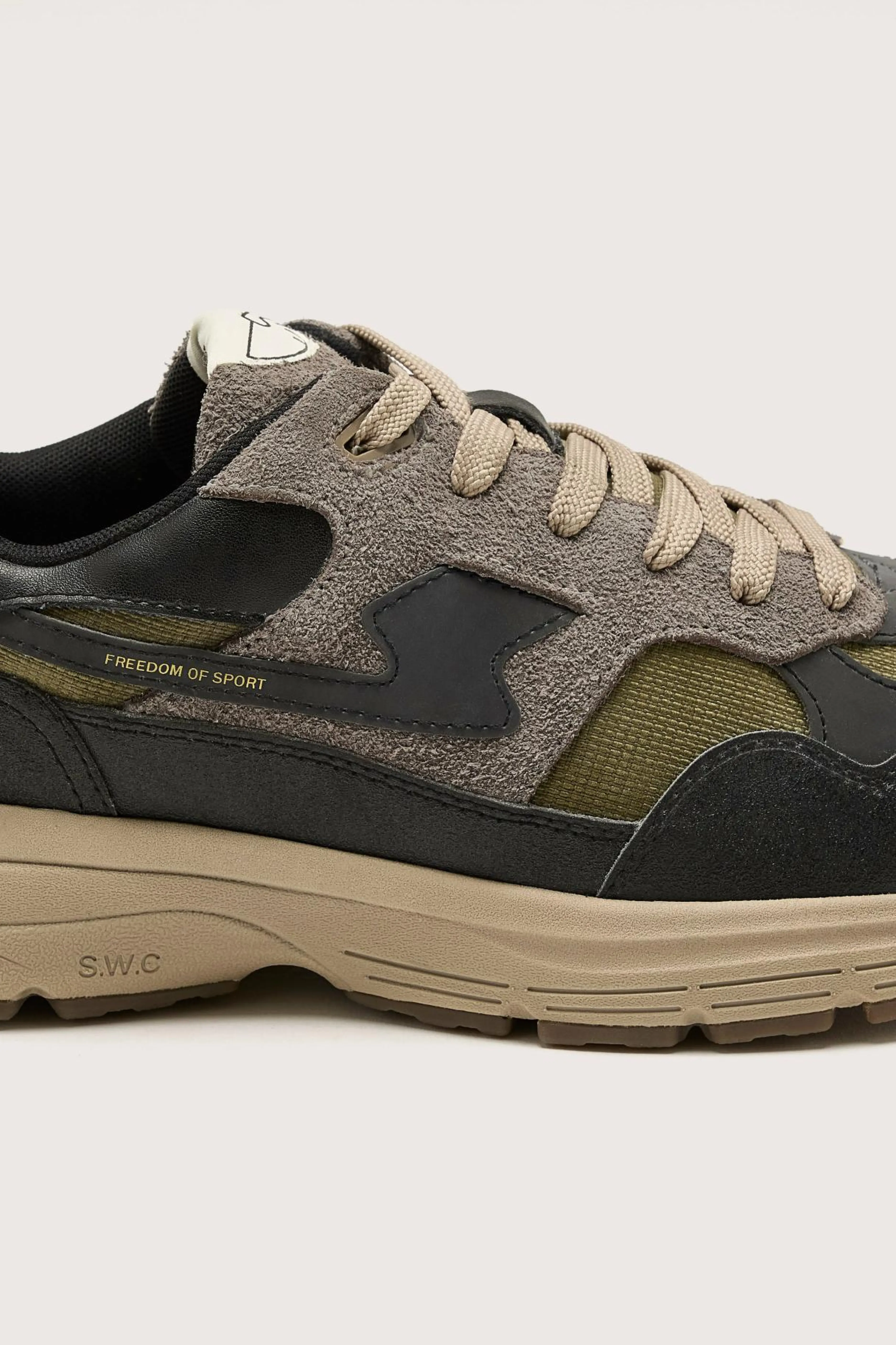 Amiel S-Strike Geo-Merged Voor Mannen-Stepney workers club Fashion